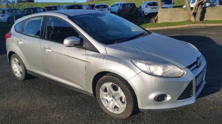 *!*NEW TIMING BELT KIT*!* 2012 Ford Focus 1.6 ZETEC **MOT 25 NOV 2026** **JUST VALETED**  