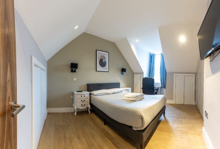 Luxurious 2BR Property in Mill Hill - Short/Long stays accepted (£170 nightly rate for short stays)