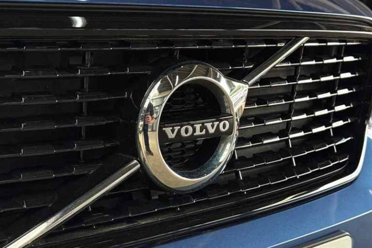 2021 Volvo XC40 1.5 T5 Recharge PHEV R DESIGN Pro 5dr Auto ESTATE PETROL/ELECTRIC Automatic