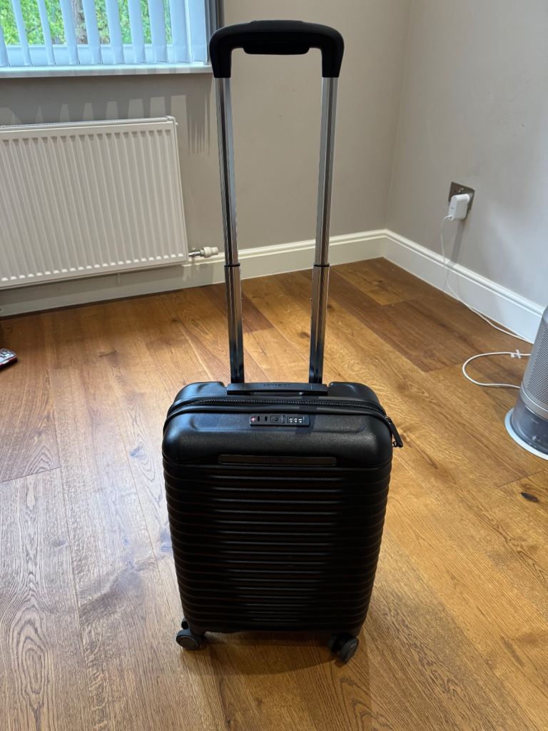 image for Samsonite Element / Cabin Hardside Suitcase/Luggage /4 Wheel Spinner