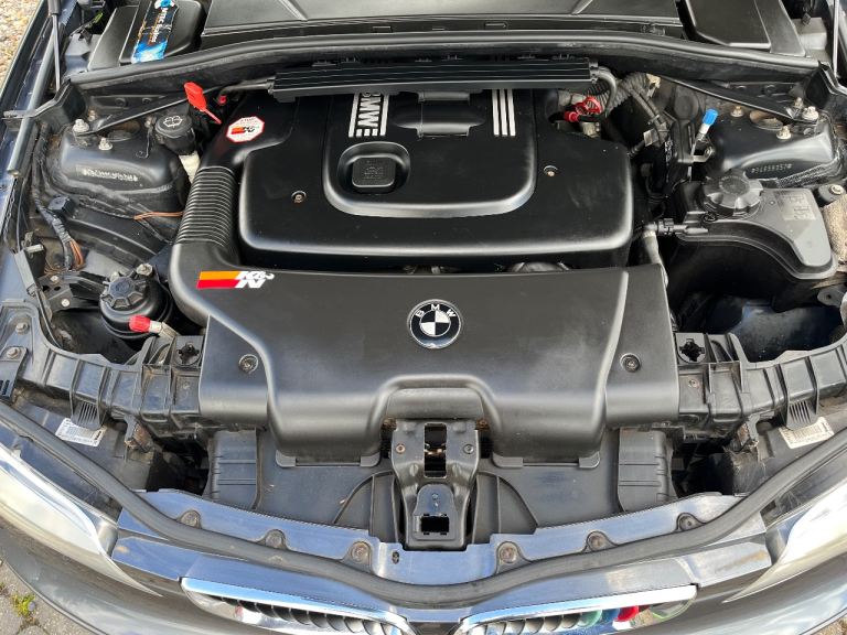 BMW, 1 SERIES, Hatchback, 2005, Manual, 1995 (cc), 5 doors