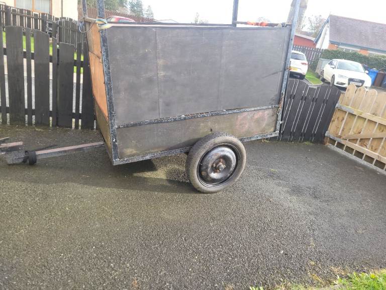 Small trailer 