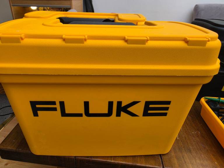 Fluke tester