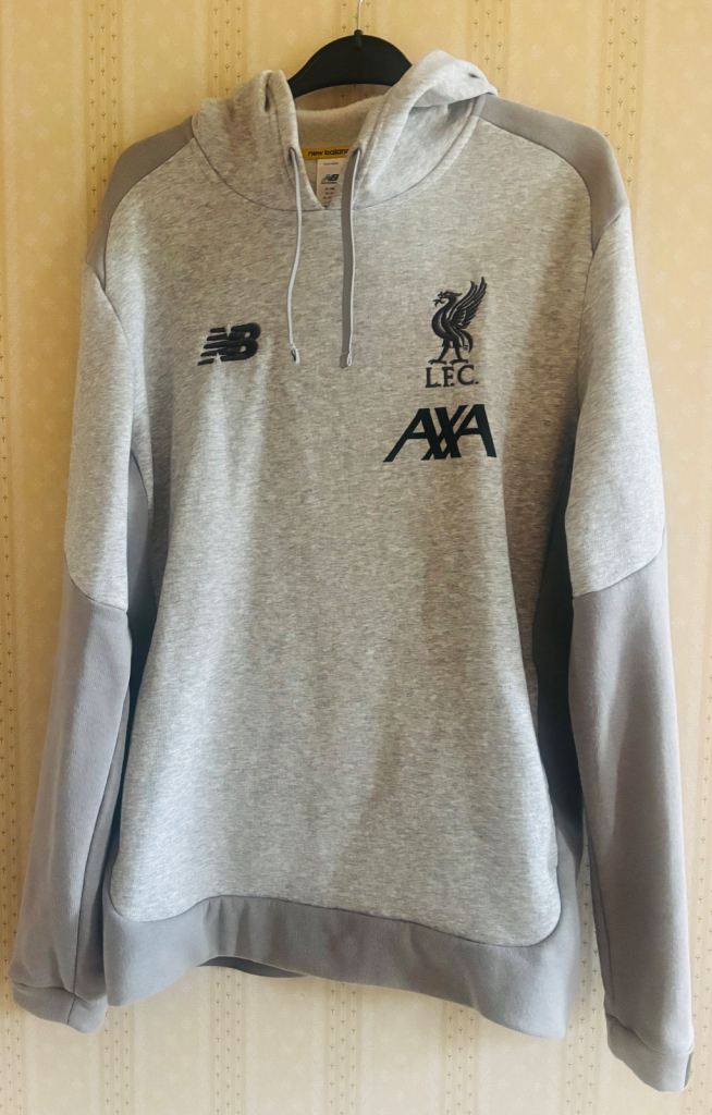 Liverpool jumper M