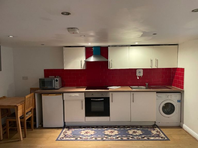 One bed flat Huddersfield 