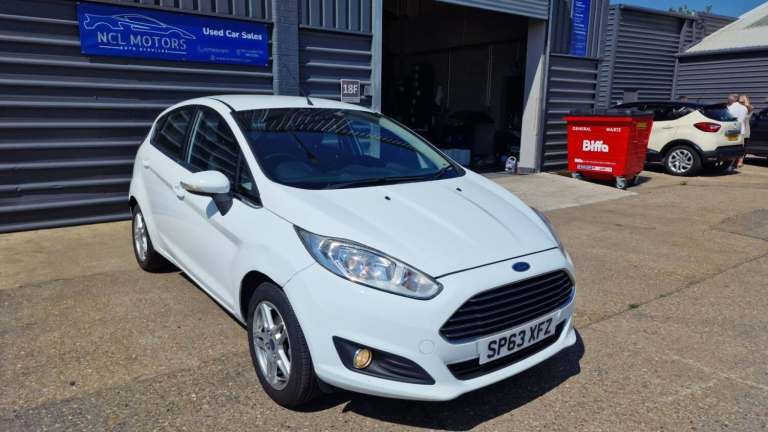 2013 Ford Fiesta 1.3 Zetec Hatchback Petrol Manual