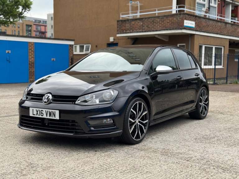2016 Volkswagen Golf 2.0 TDI R-Line 5dr DSG HATCHBACK Diesel Automatic