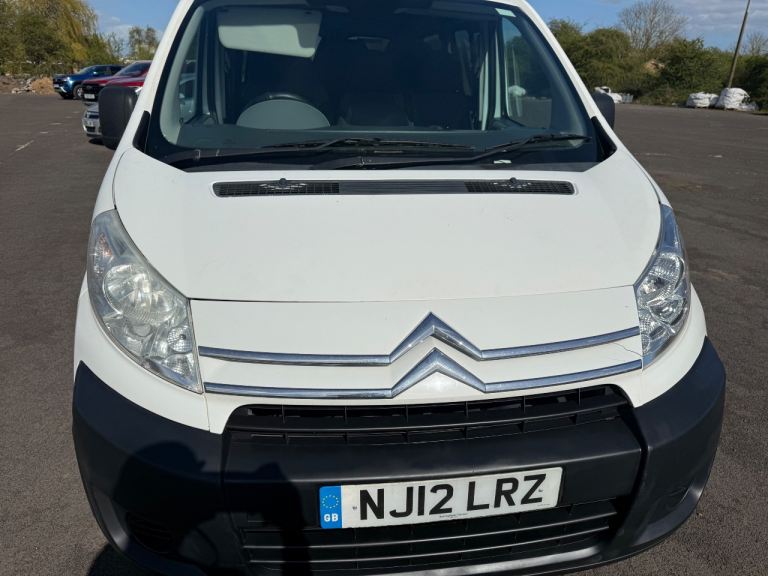 Citroen DISPATCH Van with back seats 