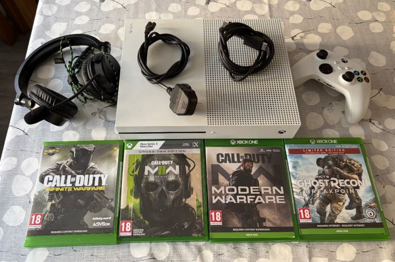 X Box One S
