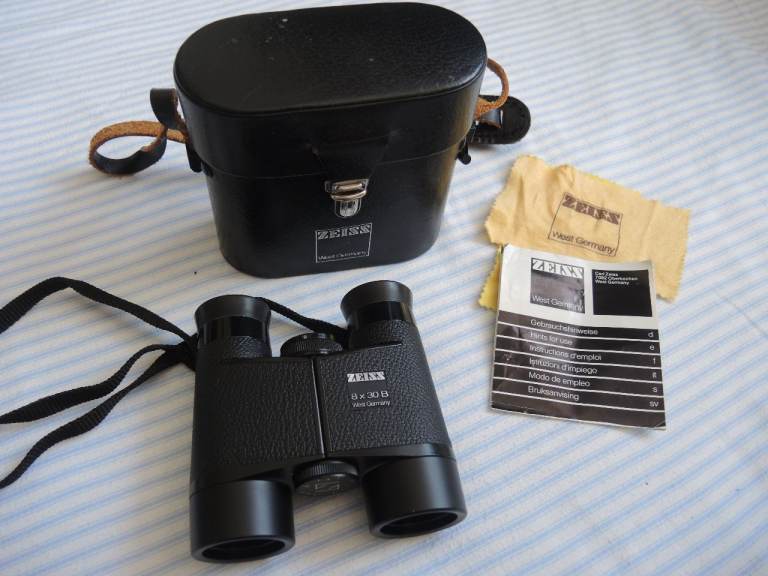 ZEISS 8X30B WITH ORIGINAL CASE BINOCULARS