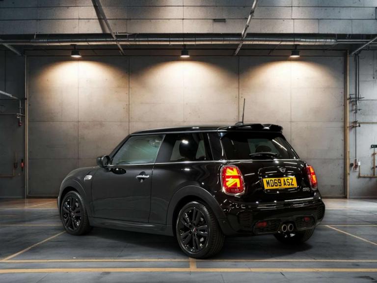 2019 MINI Hatch 2.0 Cooper S Sport II 3dr Auto HATCHBACK PETROL Automatic