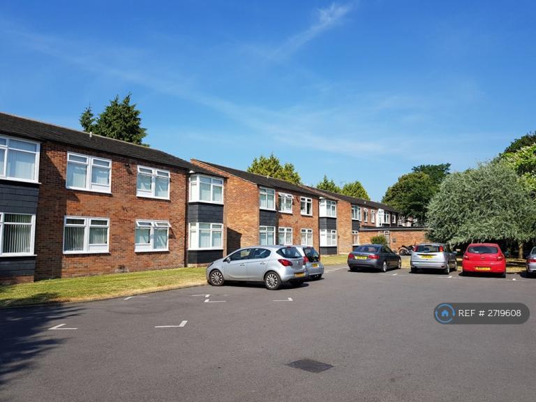 1 bedroom flat in Douglas Court, Earley, Reading, RG6 (1 bed) (#2719608)