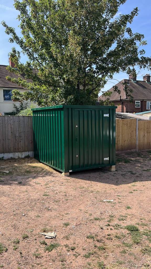 Clayton, Newcastle under Lyme - Single Container
