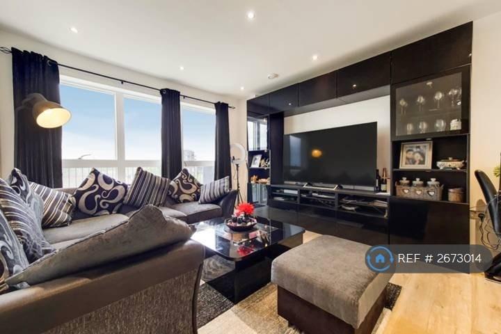 2 bedroom flat in Lyon Road, Harrow, HA1 (2 bed) (#2673014)