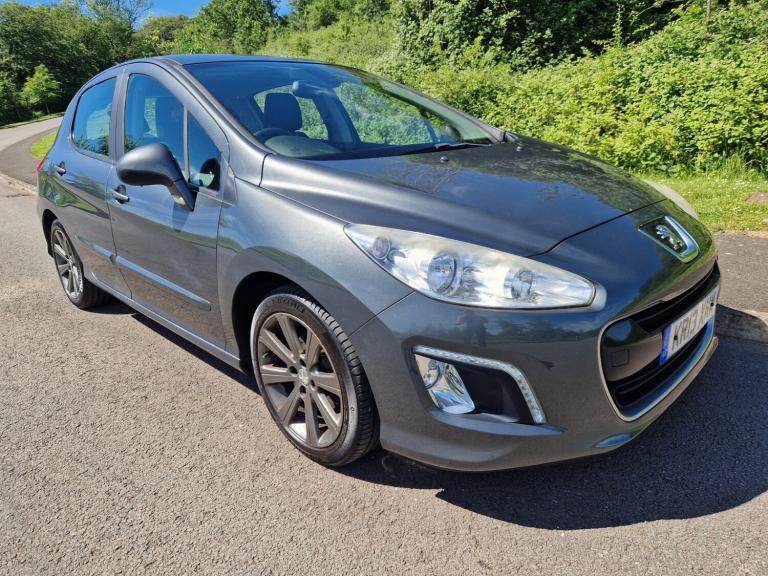 2013 Peugeot 308 1.6 e-HDi 115 Active 5dr [Sat Nav] HATCHBACK Diesel Manual
