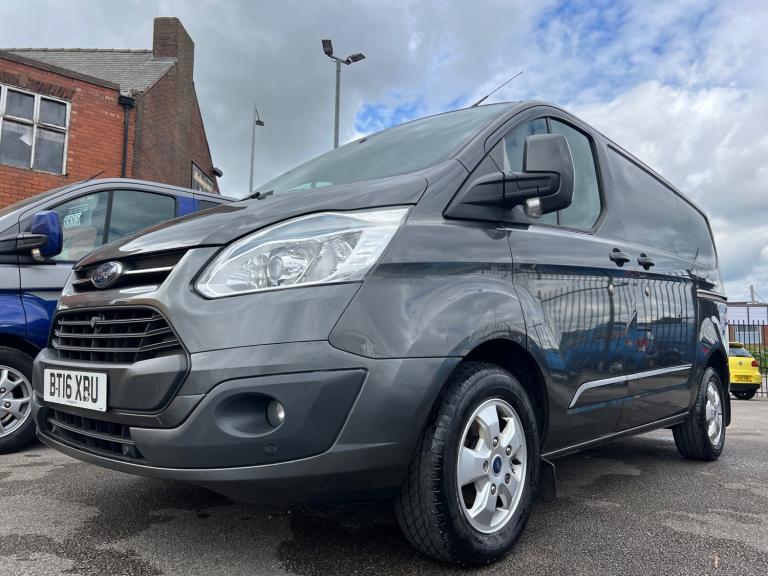 2016 Ford Transit Custom ltd 2.2 chain engine low miles no Vat in grey £11490