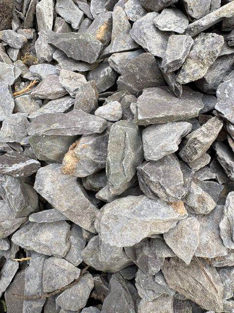 Blue slate garden decorative chips