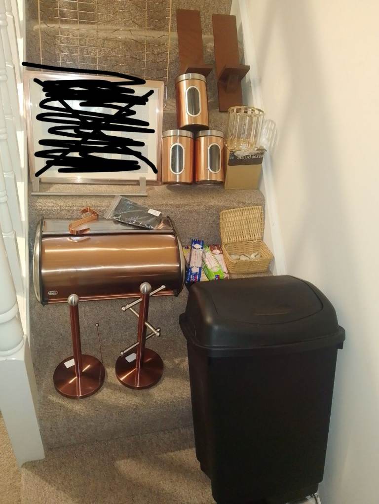 FREE Bundle of Home & Kitchen Accessories Good Condition 