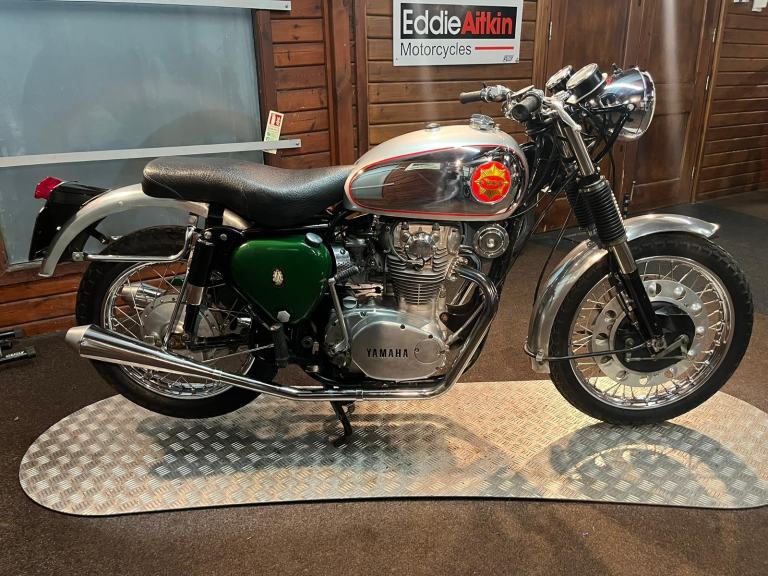 1958 BSA A7 ** ROCKET GOLDSTAR REPLICA** XS 650 YAMAHA ENGINE ,CLASSIC