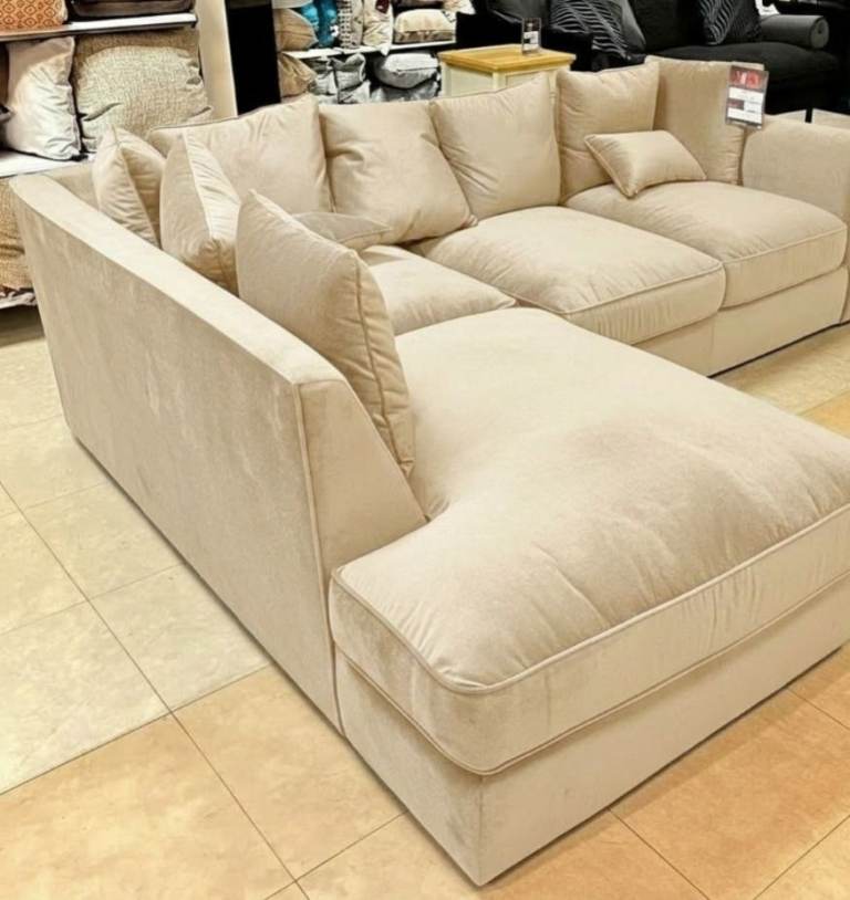 Brand New Cream 4 Seater Dylan Corner Sofa, Same Day Delivery, Book Your Order Now 📞🚚