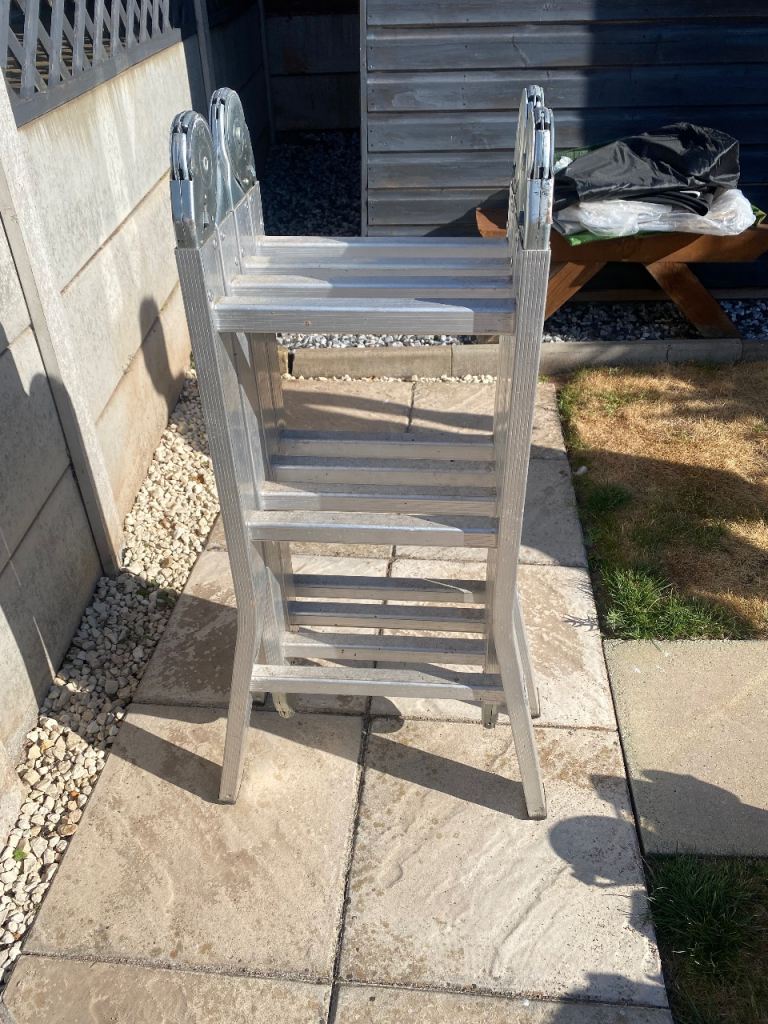 Aluminium Multi-Positional Folding Ladder – GOOD Condition