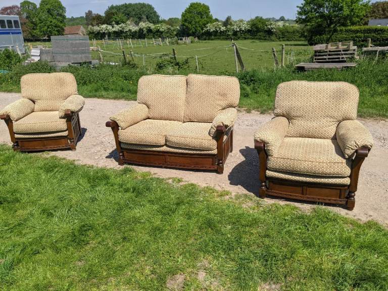 Old Charm 3 piece suite