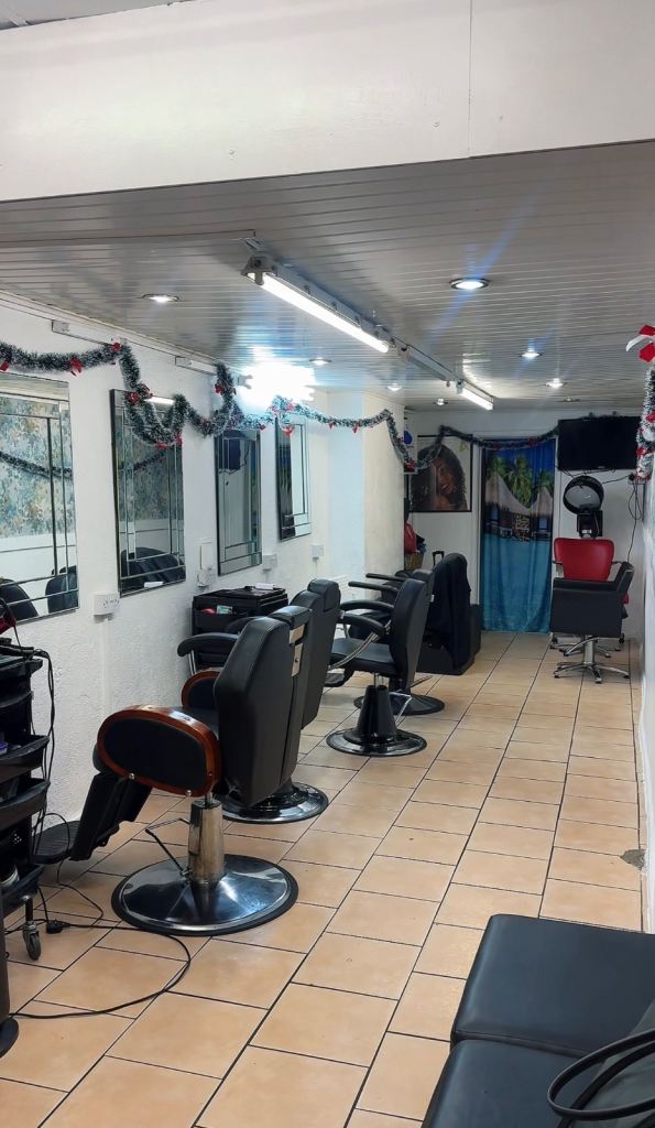 Hair Salon for Rent - Brixton Road (All Bills Included)