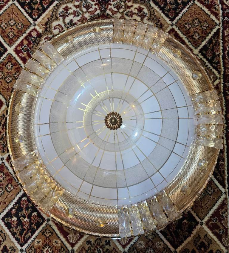 Ceiling lights 3 flush.