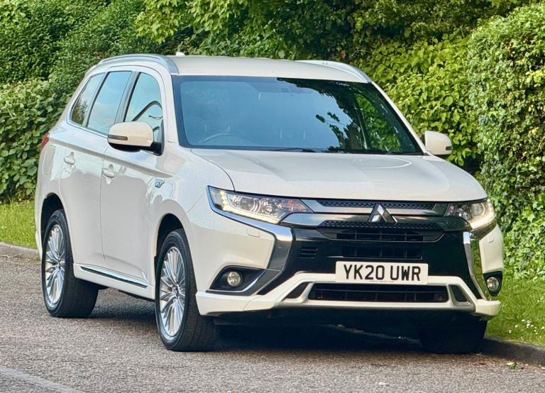 2020 Mitsubishi Outlander 2.4 PHEV Dynamic 5dr Auto Euro 6 Ulez  ESTATE Petrol Parallel Phev Auto...