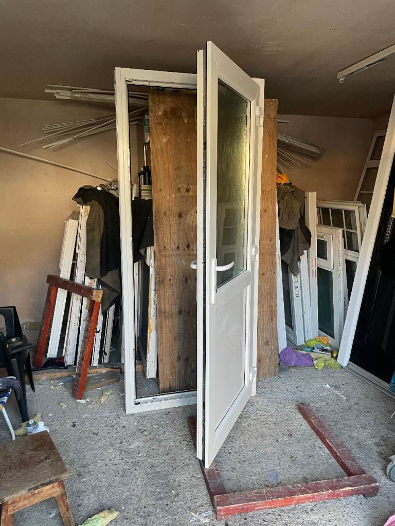 UPVC DOOR 201.5 x 86.5 cm - BEAUTIFUL UPVC DOUBLE GLAZED DOOR - OBSCURE GLASS (REF: DX201)