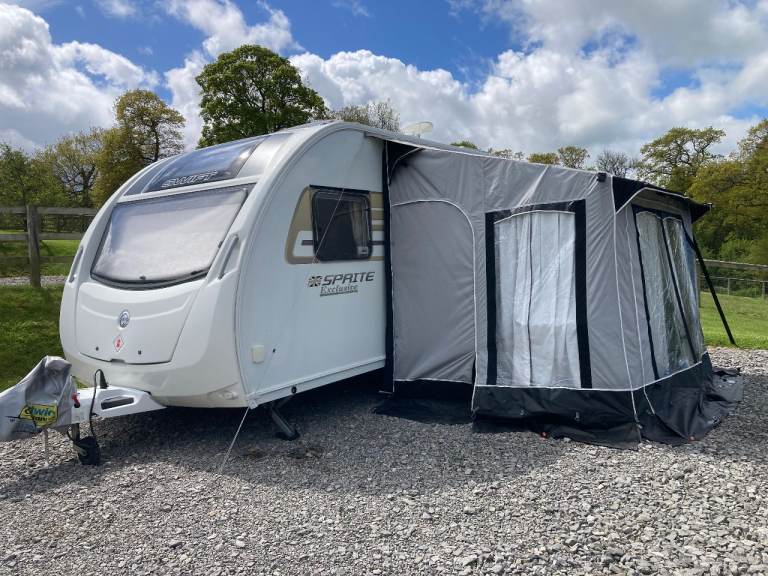 Swift Sprite Major 4SB Exclusive 2015 Sliding Bed End Bathroom Mover.