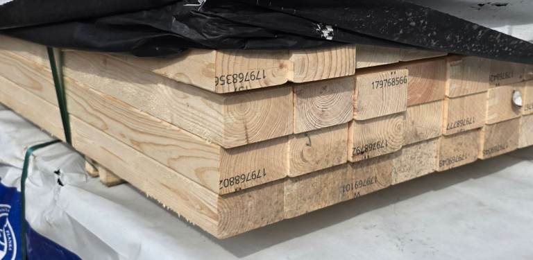 🪵Timber Lengths (Scant) 70x42mm c16 Untreated 