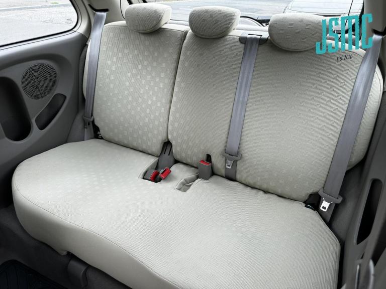 2005 Nissan Micra 1.2 16v S Hatchback 3dr Petrol Manual (143 g/km, 79 bhp) Hatchback Petrol Manual