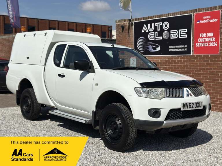 2012 Mitsubishi L200 2.5 DI-D 4Life Club Cab Pickup 4WD Euro 5 2dr PICK UP Diesel Manual