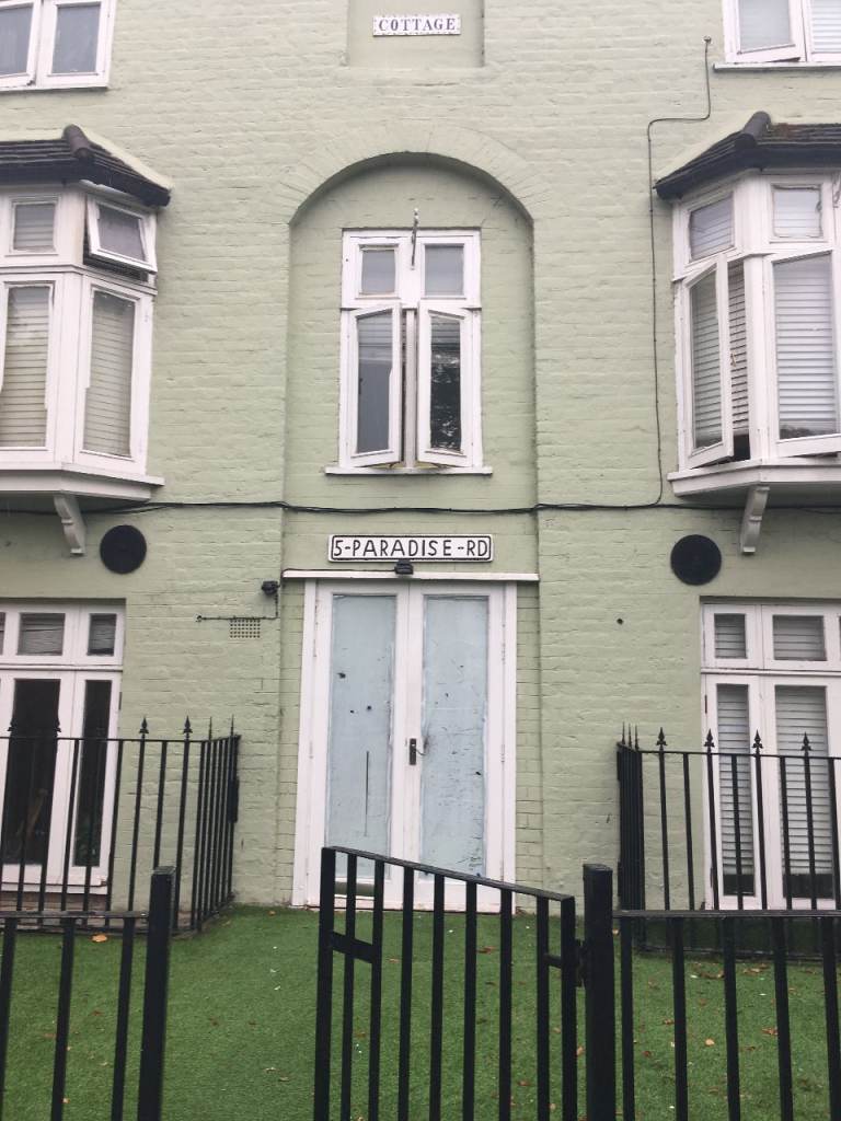 DSS OKS.C1ST FLOOR STUDIO FLAT10MIN RICHMOND PK5MIN RICHMOND B.R.& DISTRICT LINE TUBE IDEAL 