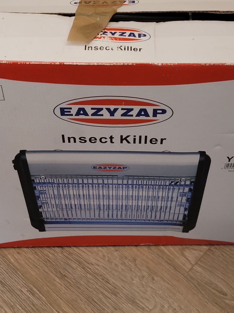 EAZYZAP Insect Killer Y724 - only used for a few days