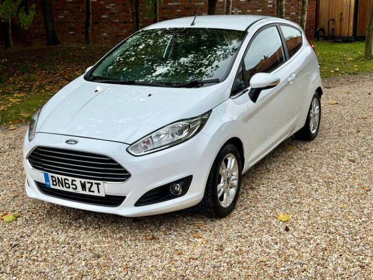 2015 Ford Fiesta 1.25 82 Zetec 3dr HATCHBACK PETROL Manual