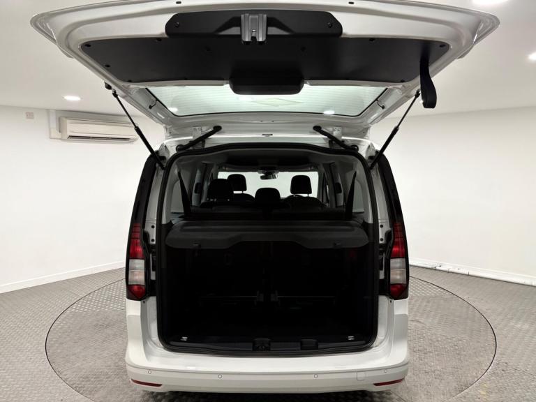 2024 Volkswagen Caddy Maxi 2.0 TDI Euro 6 (s/s) 5dr MPV Diesel Manual