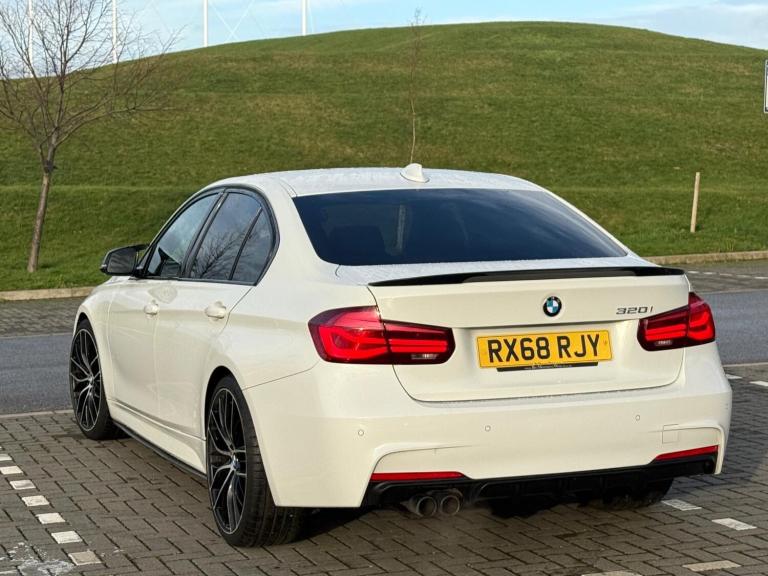 2018 BMW 3 Series 320i M Sport Shadow Edition 4dr Step Auto SALOON Petrol Automatic