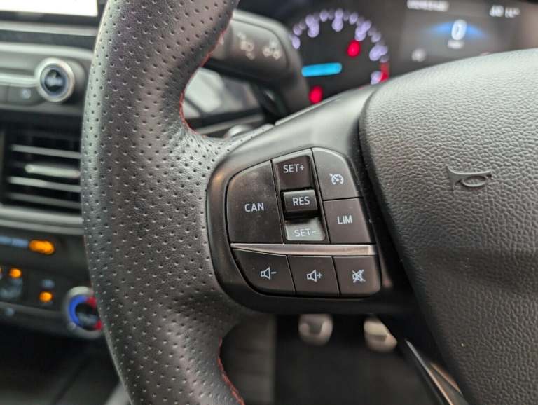  Ford Focus 1.5T EcoBoost ST-Line Hatchback 5dr Petrol Manual Euro 6 (s/s) (150 ps) CRU Petrol Ma...