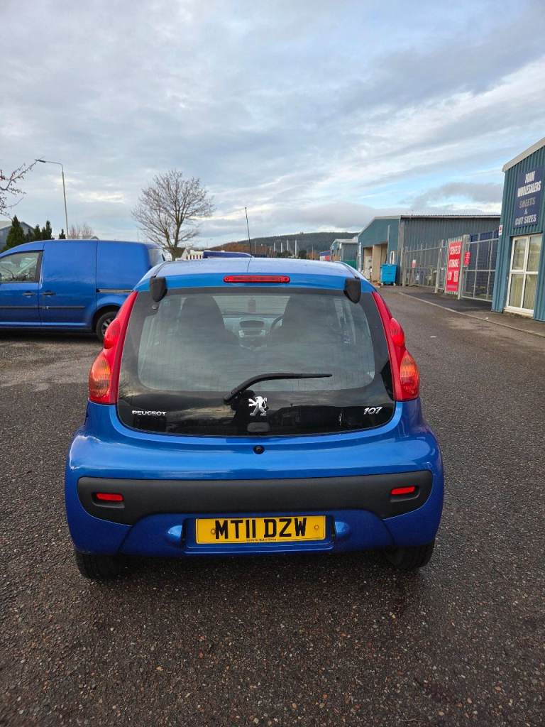 Peugeot, 107, Hatchback, 2011, Manual, 998 (cc), 5 doors