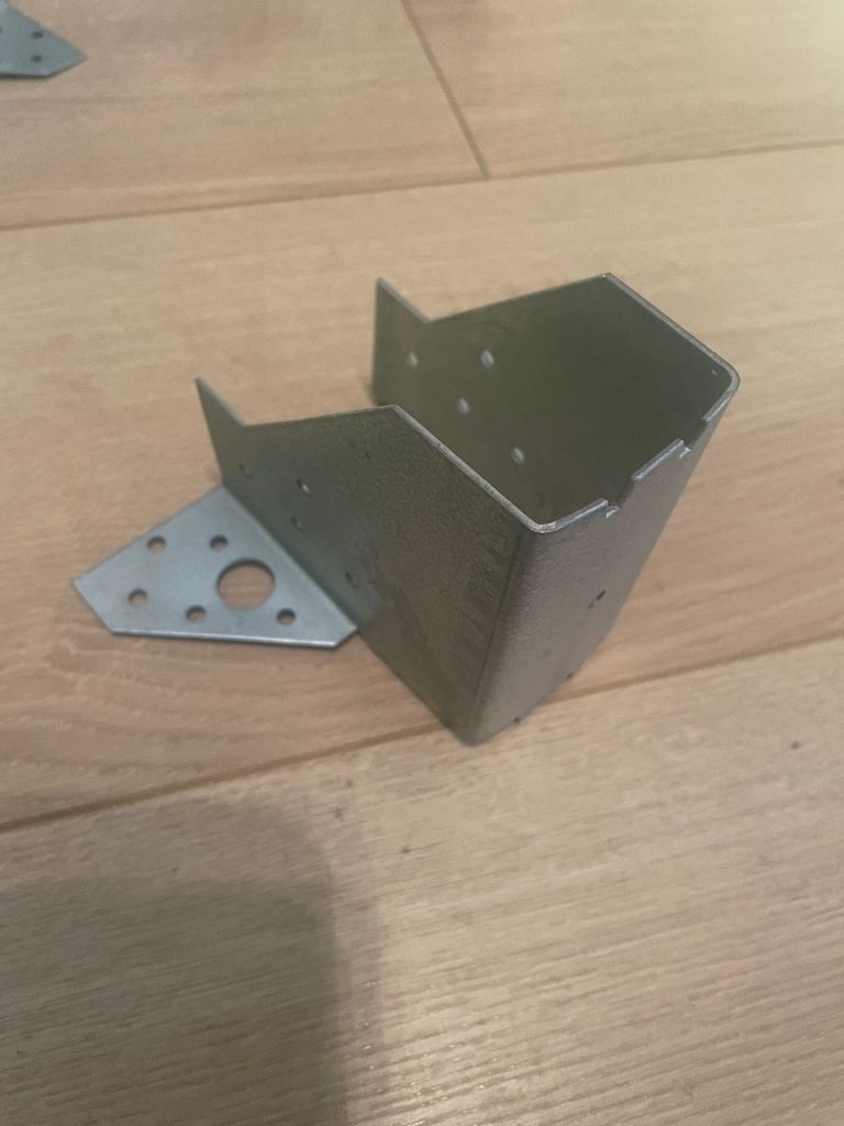 image for Joist hangers x20