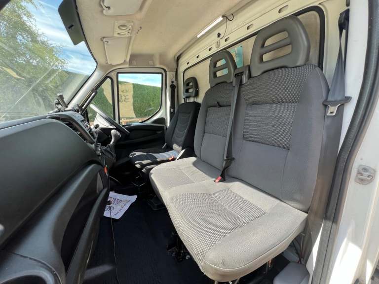 IVECO DAILY 2.3 TD 11V 35S 3000 2016