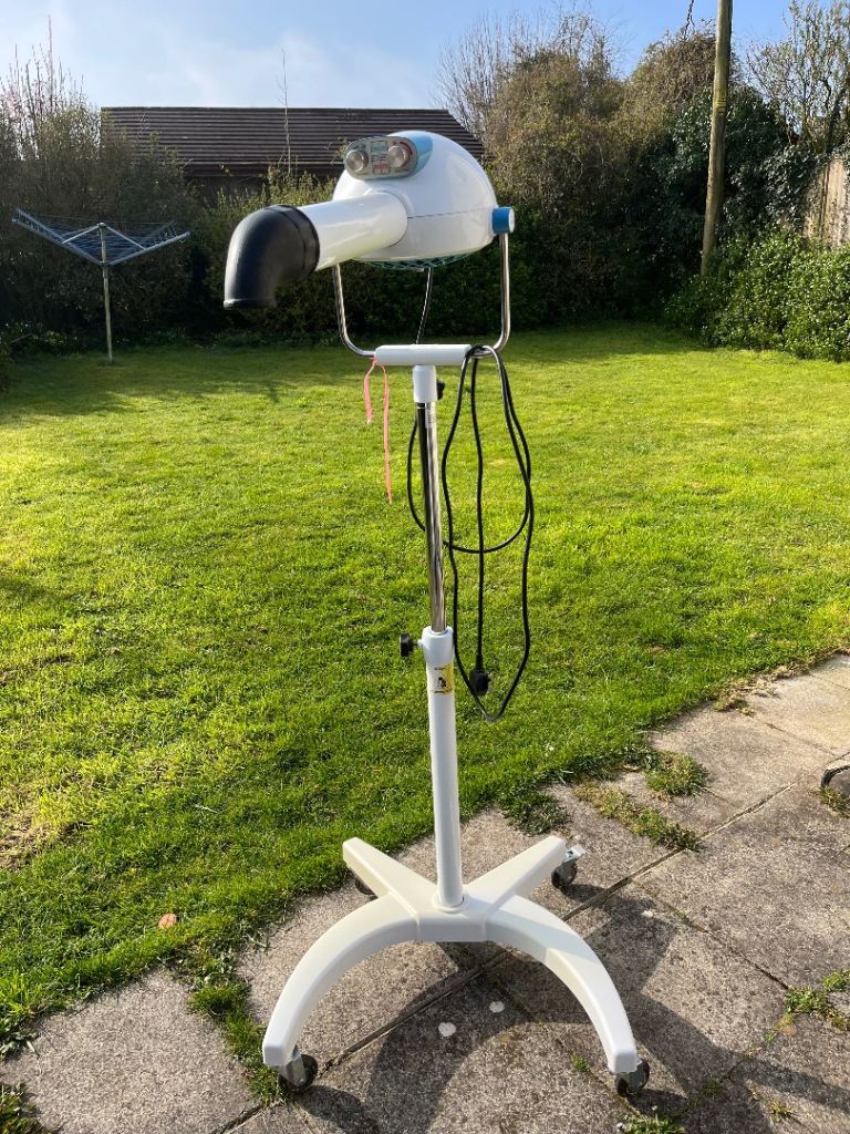 Dog Grooming Luxor LX-3000 Finishing Dryer with Stand