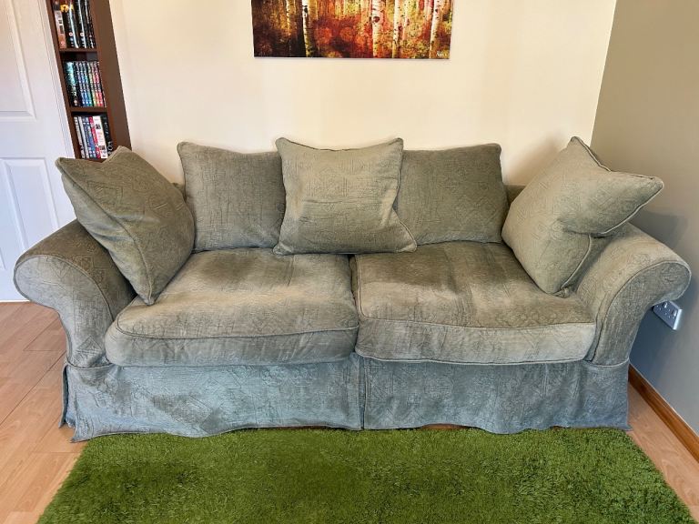 Sofa - Green and Comfortable