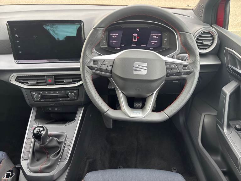 2025 SEAT Arona 1.0 TSI 115 FR Black Edition 5dr Hatchback PETROL Manual