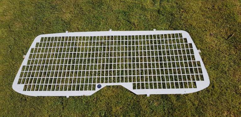 VW Transporter T6 Tailgate Window Grill