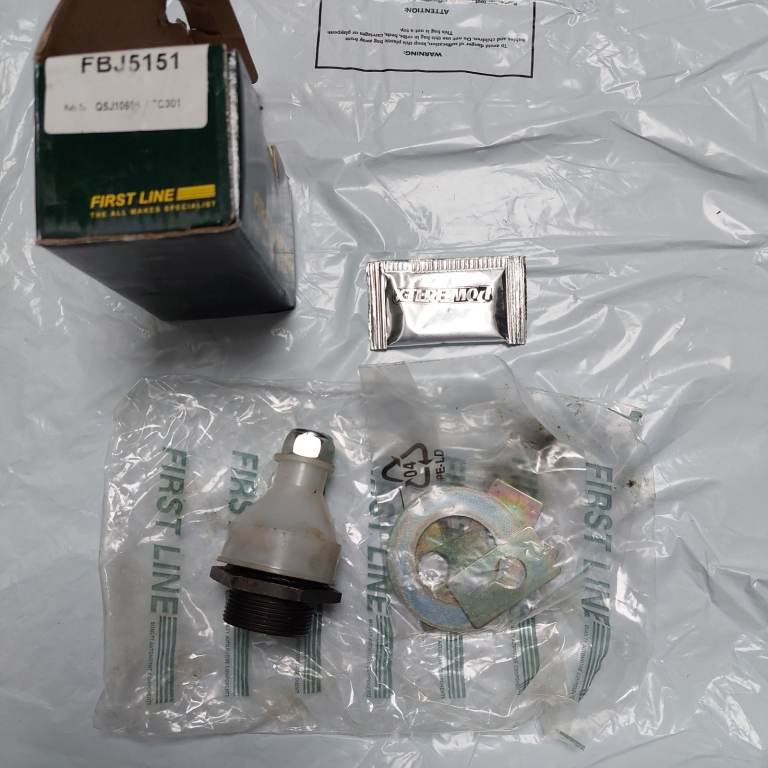 Suspension ball joint/ swivel 