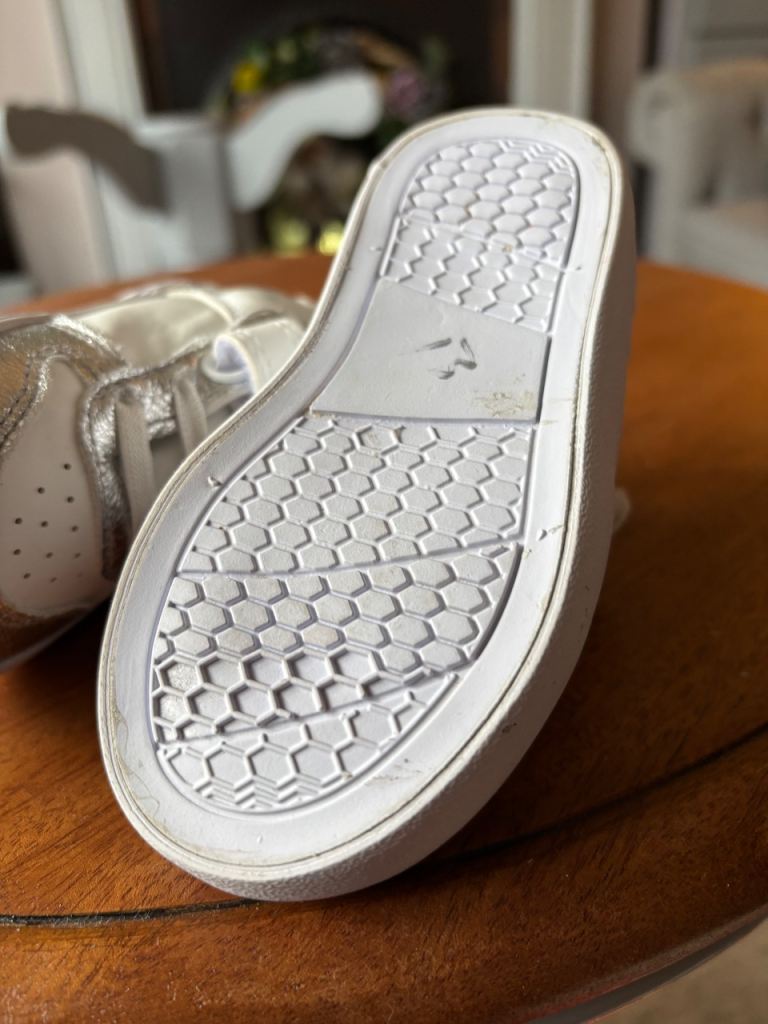 New White & Silver Girls Trainers size 4.5