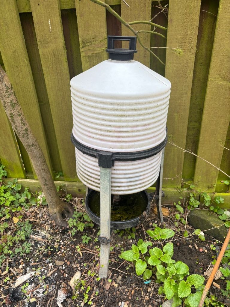 Automatic Plastic Water Bottle for Chickens